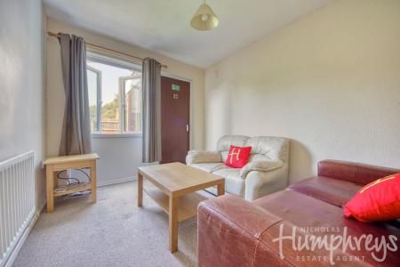 4 Bed Student Home - 65 Downs Road - Photo 3