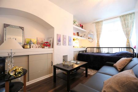 Price £1,850 pcm - Available Now - Unfurnished - Photo 4