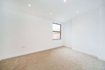 Cricklewood Broadway, Cricklewood, NW2 - Photo 3