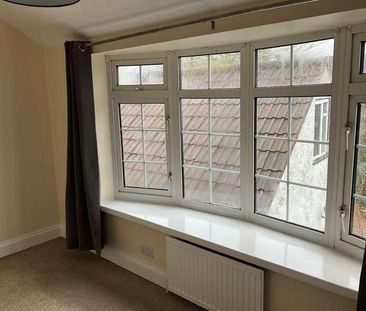 South End Road, Hornchurch, RM12 - Photo 1