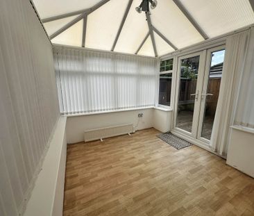 Price £825 pcm - Available Now - Unfurnished - Photo 1