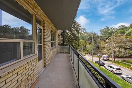 For Lease - 221 Russell Hill Road Unit# 303, Toronto, Ontario - Photo 3