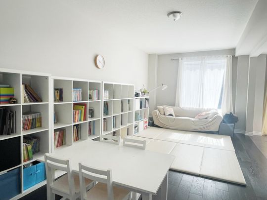 For Lease - 90 Raymond Road Unit# 27, Hamilton, Ontario - Photo 1