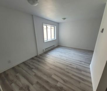 1 CH - 1 SDB - Montréal - $950 /mo - Photo 1