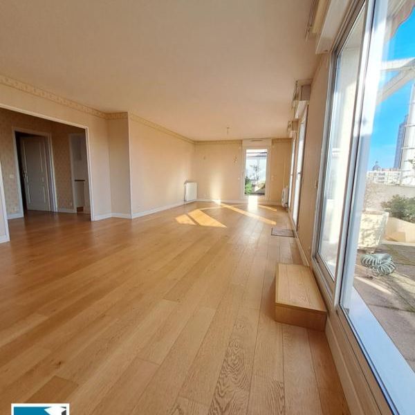 BEL APPARTEMENT 4 PIECES AVEC TERRASSE QUARTIER CONSERVATOIRE - Photo 1