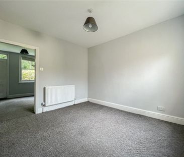 Well presented 2 bedroom mid terraced house situated in the popular... - Photo 6