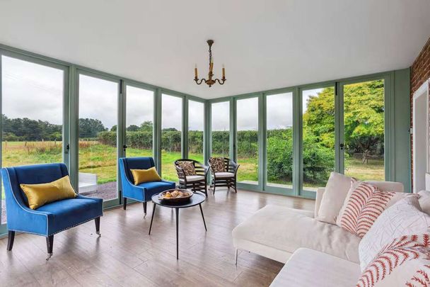 A well presented family home on the edge of the New Forest National Park. - Photo 1