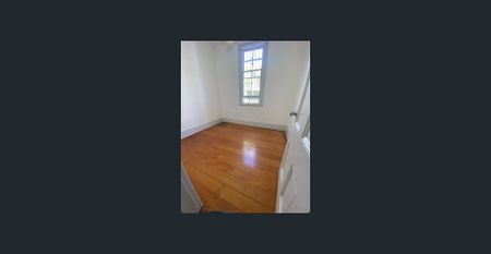 Renovated 3 Bedroom Parkside Terrace with Rear Garden - Photo 4