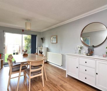 3 bedroom terraced house to rent - Photo 3