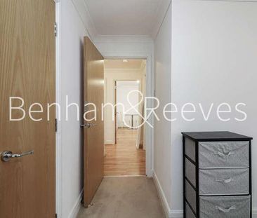 Pilgrims Court, Carthusian Street, EC1M - Photo 1