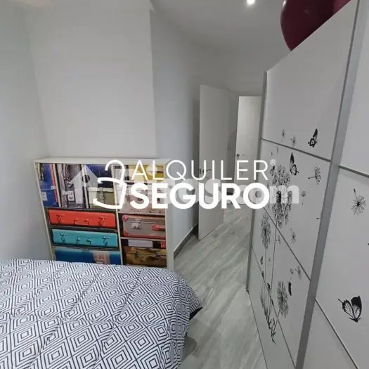 Piso en alquiler en Santa Rosa - Valdeolleros - Photo 1