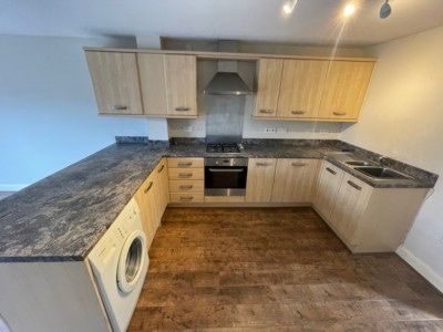 4 Bed Terraced House, Gibraltar Close, CV3 - Photo 4