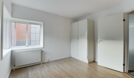 RESERVERET Renoveret 2-værelses lejlighed - Foto 2
