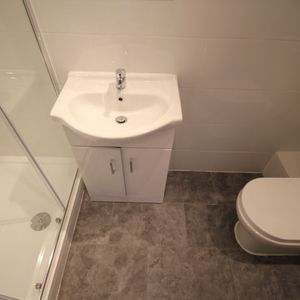 High Street, Wealdstone, Harrow - Photo 3