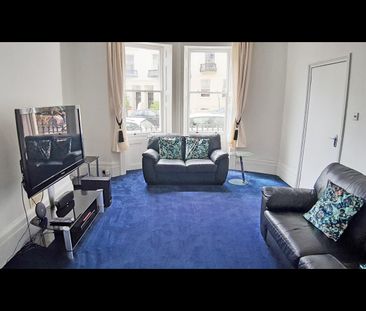 Room in a Shared House, Lansdowne Place, BN3 - Photo 3
