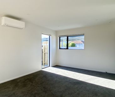 2/52 Hills Road, Edgeware - Photo 4