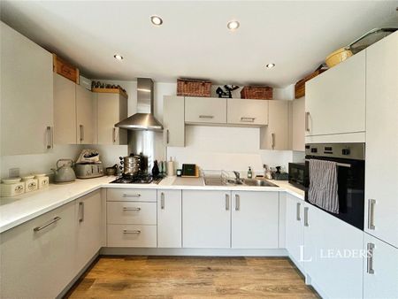 3 bedroom house to rent Hawksworth Gardens, Bourne, Lincolnshire, PE10 - Photo 4