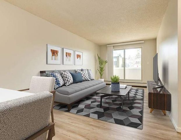 Delton Place | 11820 88 Street, Edmonton - Photo 1