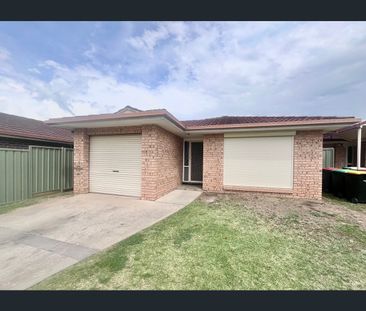 13 Tulipwood Drive, Colyton, NSW 2760 - Photo 3