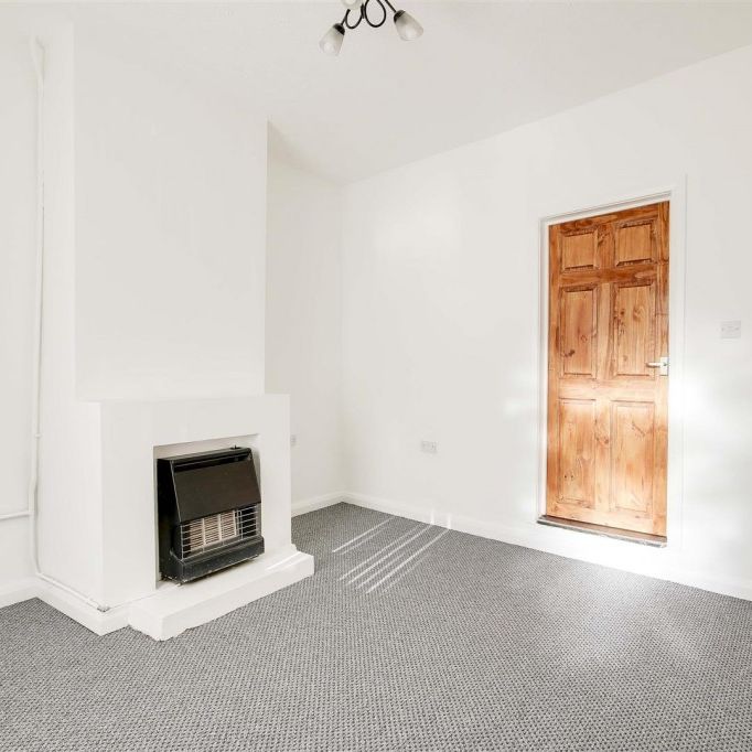 2 Bed Terraced House For Rent - Photo 1