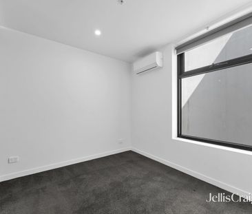 Elevated Modern Living – Gas Bill Included - Photo 6