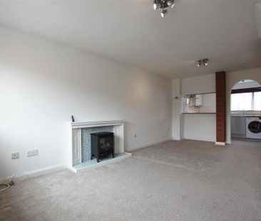 2 bedroom terraced house to rent - Photo 6