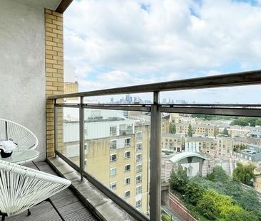2 bedroom flat to rent - Photo 2