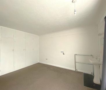 3 bedroom bungalow to rent - Photo 4