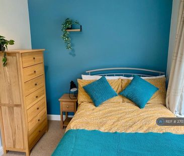 5 bedroom detached house to rent - Photo 4