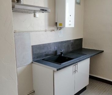 APPARTEMENT T4 EN REZ DE CHAUSSEE SURELEVE - Photo 5