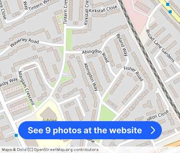 Abingdon Way, Bloxwich - Photo 1