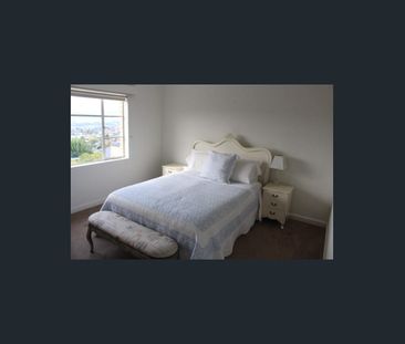 92 Doyle Avenue, Lenah Valley, Tas 7008 - Photo 2