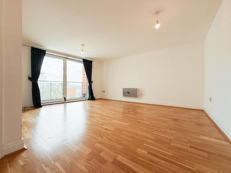 2 bedroom apartment to rent - Photo 2