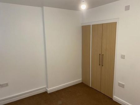 Commercial Street, Cinderford - Photo 3