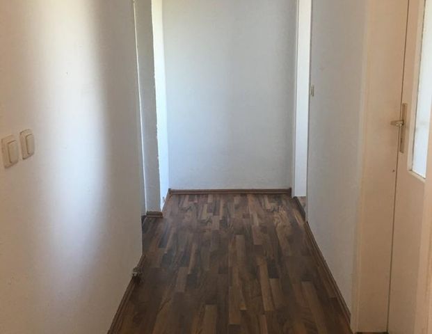 *Ruhige Lage* Renovierte 4 Zimmer Wohnung im 1.OG zu vermieten in Klietz - Foto 1