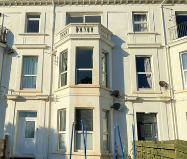 Flat to rent on - Photo 6