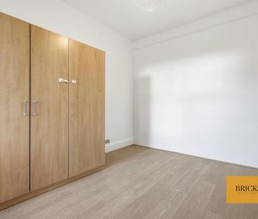 4 bedroom terraced house to rent - Photo 6