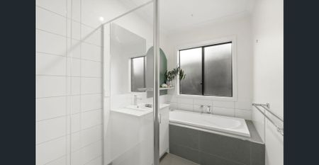 The Perfect Blend of Warmth, Space & Style in Mount Duneed. - Photo 3