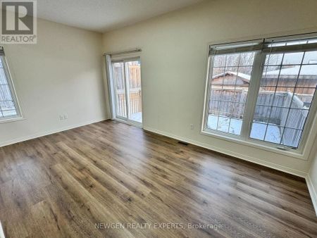 594 COURTNEY VALLEY ROAD - Photo 4