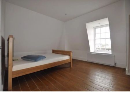 Charrington House, 1 Cephas Avenue, London - Photo 2