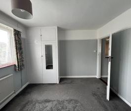 Monthly Rental Of £1,950 - Photo 4