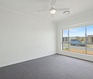 Brand New Contemporary Home – Stylish & Spacious in the heart of Ya... - Photo 4