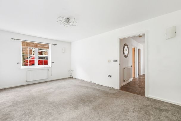 Goodwins Close, CM6, Little Canfield - Photo 1