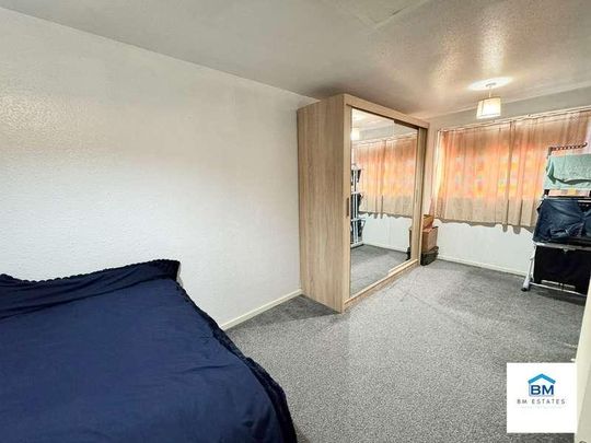 Champion Close, Leicester, LE5 - Photo 1