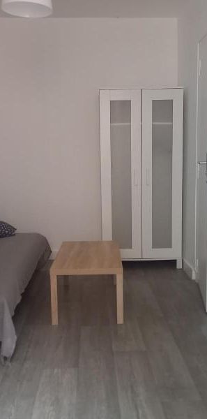 Location Appartement 1 pièce 16m² BORDEAUX 33000 - Photo 1