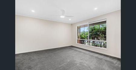 Recently Refreshed Family Home - Photo 4