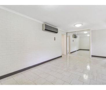 2 / 45 Brentwood Avenue, Figtree, NSW 2525 - Photo 2