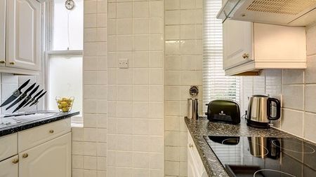 Hill Street, Mayfair, London W1 - Photo 4