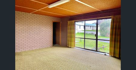 House, Bungalow and Carport - Photo 2