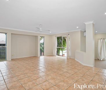 BREAK LEASE - Spacious Family Home with Views - Photo 3